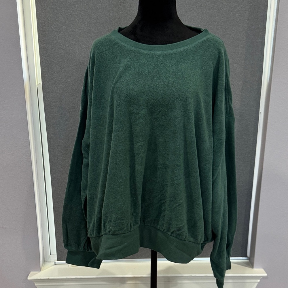 Universal Thread Green Sweater
